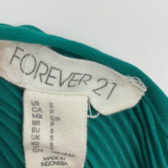 Forever 21 Teal Green Crop Top - Picture 3 of 4